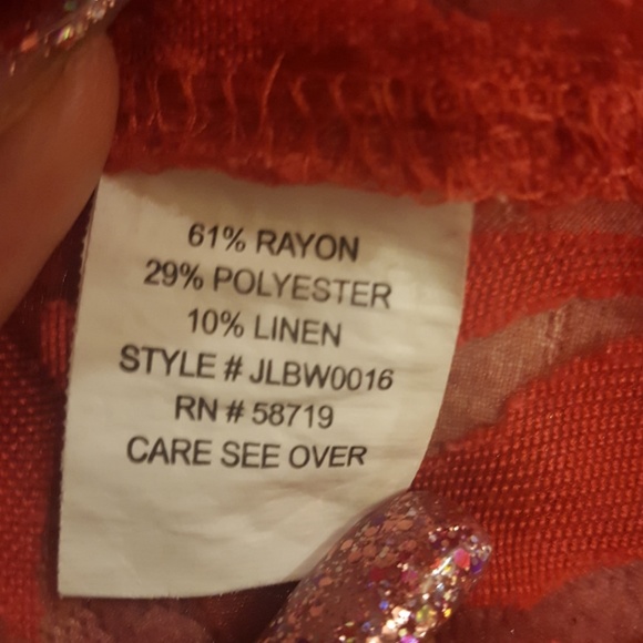 🎁Notations Red Sheer Buttom-Down Top - Picture 7 of 7